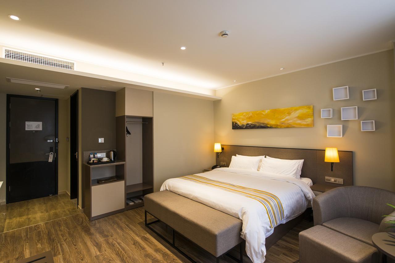 Home Inn Plus Shanghai Zhangjiang Park מראה חיצוני תמונה