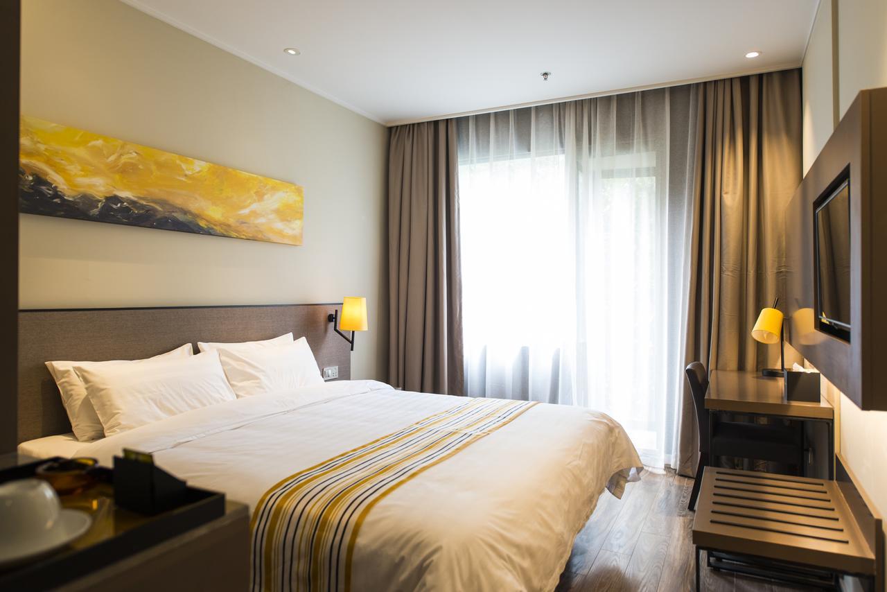 Home Inn Plus Shanghai Zhangjiang Park מראה חיצוני תמונה