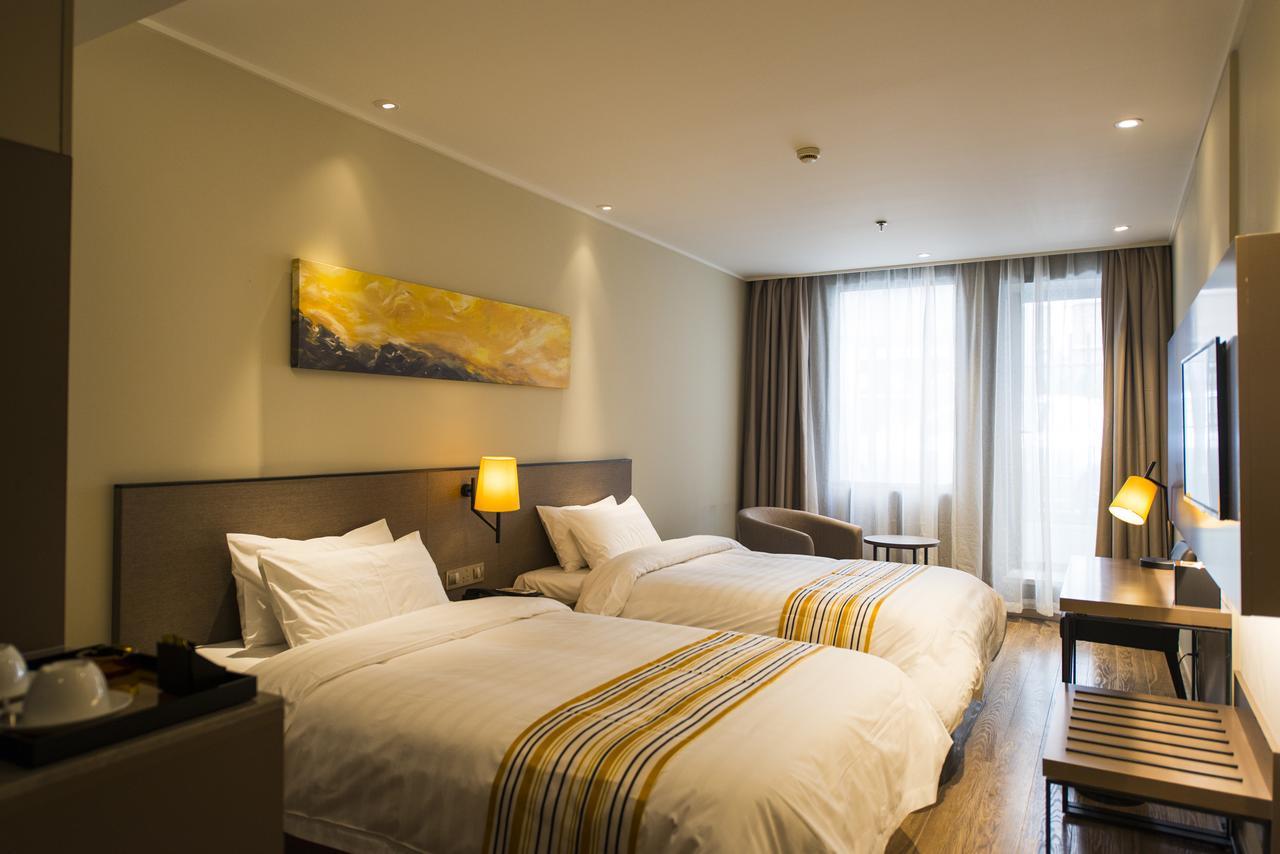 Home Inn Plus Shanghai Zhangjiang Park מראה חיצוני תמונה